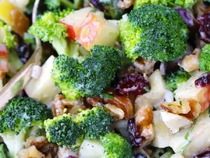 brocoli walnoot appel salade